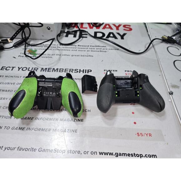 Xbox One Elite Series/Razer Wildcat DEFECTIVE DONOR Controllers